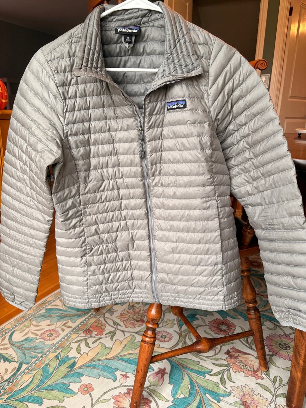Patagonia Women’s Nano Puff Jacket Medium Gray Quilted Full Zip